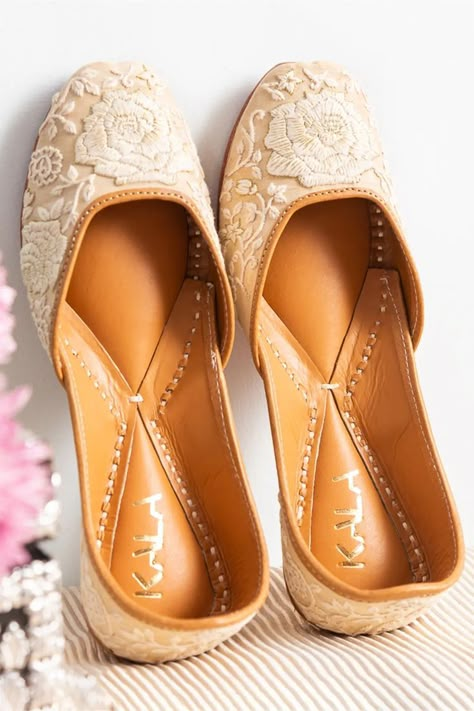 Buy #beige croma #silk #juttis with leather lining, rose pattern resham thread embroidery by #KalaIndia at #AzaFashions Shop online now at #Azafashions.com Call +91 8291990059 or email contactus@azafashions.com for enquiries. #wedding #festive #ethnic #tradional #shopping #shoponline #party #reception #accessories Reception Accessories, Fancy Sandals, Indian Shoes, Saree Wearing Styles, Trending Flats, Heels Aesthetic, Lace Dress Design, Girls Frock Design, Girly Shoes