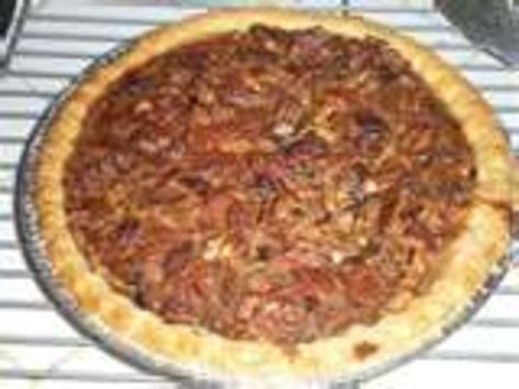 Mock Pecan Pie Recipe, Mock Pecan Pie, Caramelised Onion Tart, Bean Pie, Southern Pecan Pie, Onion Tart, Pecan Pie Recipe, Special Desserts, Gf Desserts