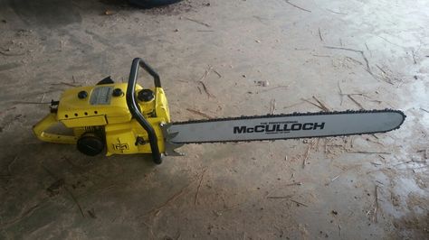 1960's McCulloch Super 250 with NOS 32" bar Mcculloch Chainsaw, Chainsaw Repair, Power Saw, Big Timber, Big Boyz, Survival Knives, Logging Equipment, Wildland Firefighter, Old Sewing Machines