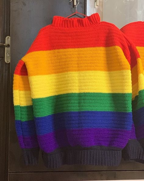 Gay Crochet, Lgbtq Fashion, Colorwork Knitting, Valentines Crochet, Rainbow Sweater, Crochet Clothing And Accessories, Fashion Hacks Clothes, Sweater Pattern, Knitting Inspiration