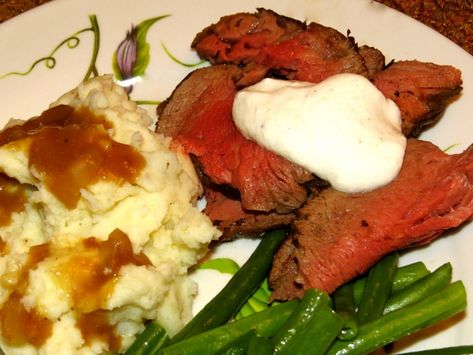 Bon Appetit's Roast Beef Tenderloin with Horseradish Cream - Everyday Cooking Adventures Make Ahead Beef Gravy, Christmas Dinner Roast, Roast Beef Au Jus, Roast Beef Tenderloin, Make Ahead Gravy, Roast Beef Gravy, Beef Au Jus, Beef Tenderloin Recipes, Beef Tenderloin Roast