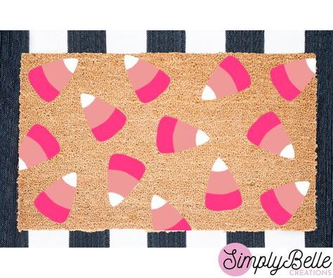 Pink Candy Corn Doormat Fall is here! Our Candy Corn doormat is the perfect way to spice up your front porch!  They make great gifts for housewarmings, anniversaries, birthdays, weddings, or just because! Our doormats are made of 100% natural coir and have a slip-resistant vinyl backing. All doormats are hand-painted with weather-resistant paint and sealed with a UV protectant spray. All of our doormat designs can be personalized! Want to change the color or add your name? Send us a message on E Painted Doormat Ideas, Fall Door Mat Ideas, Doormat Ideas Halloween, Painted Halloween Door Mat, Diy Fall Doormat, Halloween Painted Doormat, Coir Doormat Diy Fall, Fall Coir Doormat, Fall Painted Doormat