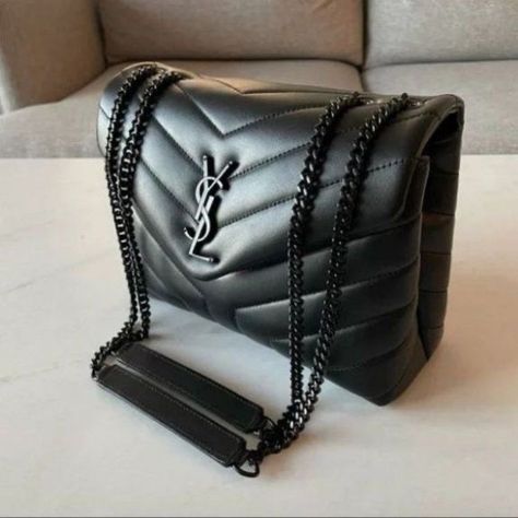 Ysl Loulou Bag, Sac Yves Saint Laurent, Ysl Purse, Saint Laurent Purse, Bottega Veneta Pouch, Purse Outfit, Trends For 2024, Popular Handbags, Dior Saddle