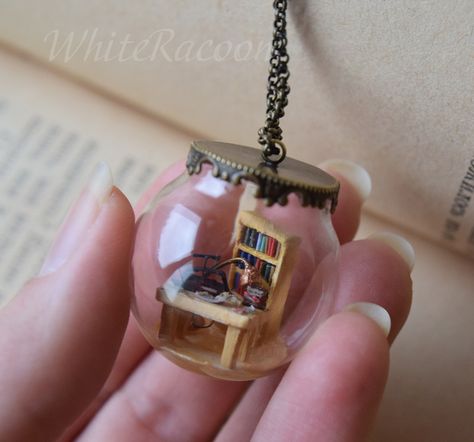 Book Restoration, Tiny Stuff, Tiny Jars, Bottle Ideas, Ancient Books, Miniature Projects, Locket Charms, Book Reader, Miniature Art