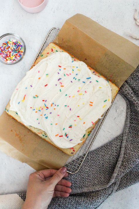 Funfetti Snack Cake Cream Cheese Frosting Easy, High Altitude Baking, Easy Frosting, Birthday Cake Flavors, Quick Cake, Cake With Cream Cheese Frosting, Funfetti Cake, Soften Cream Cheese, With Cream Cheese Frosting