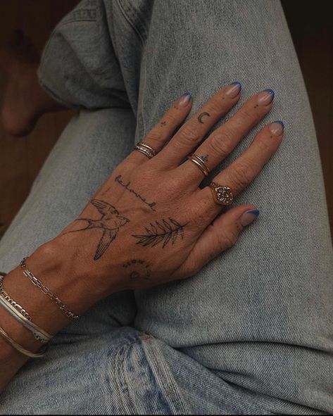 Minimal Hand Tattoo, Wrist Tattoos Words, Hand Tattoo Ideas, Finger Tattoo For Women, Forarm Tattoos, Tasteful Tattoos, Healing Tattoo, Small Hand Tattoos, Dainty Tattoos