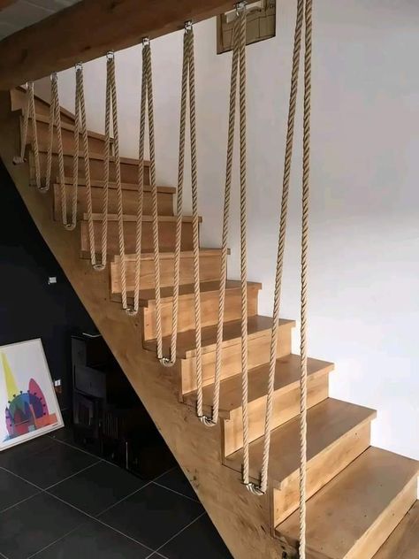 Rope Railings For Stairs, Rope Staircase, Diy Balustrade, Staircase Painting, Balustrade Ideas, Rope Railing, Wooden Staircase, Staircase Railing Design, Stairs Design Interior