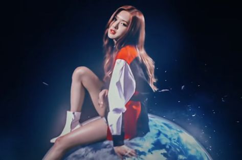 Let's see if you have actual taste!View Entire Post › Rosé Whistle, K Pop Songs, Rosé Lq Icons, Kpop Comeback, 20 Outfits, Rosé Lq, I Love Your, Rose Park, Rose Icon