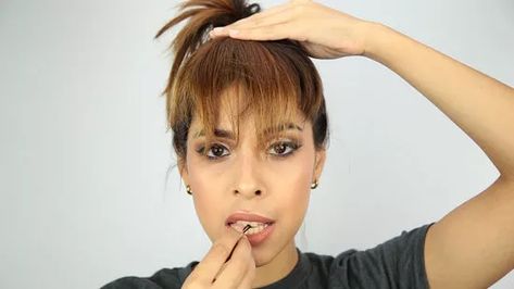 How To Make Fake Bangs With Short Hair, How To Fake Bangs With Short Hair, Fake Fringe Hairstyles, Fake Bangs Hack, Faux Bangs Hairstyle, Fake Bangs Hairstyle, How To Fake Bangs, Fake Bangs Tutorial, Fake Curtain Bangs