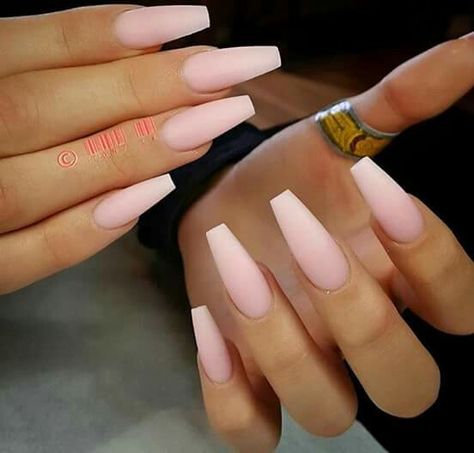 Baby Pink matte coffin nails Matt Nails, Coffin Nails Matte, Weak Nails, Super Nails, Ballerina Nails, Acrylic Nails Coffin, Nail Arts, Nail Shapes, Matte Nails