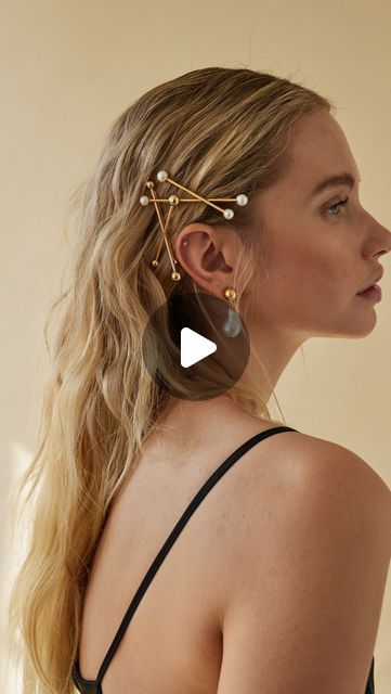 LELET NY on Instagram: "How many Dash Dot Bobbi pins would you use for this hairstyle? We love mixing the metal and pearl styles together!" How To Style Pearls, Bobbi Pins, Lelet Ny, Dash And Dot, How To Style, Our Love, How Many, Dots, Hair Styles