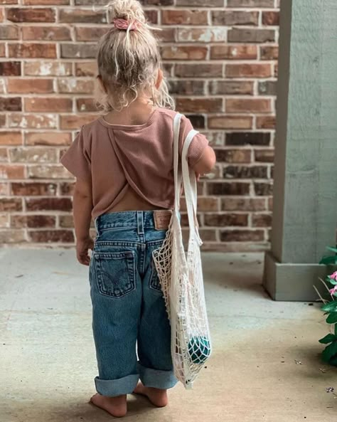 Indie Baby, Boho Toddler, Toddler Fits, Toddler Girl Fall, Fall Baby Clothes, Baby Girl Style, Toddler Fall, Girls Fall Outfits, End Of The Week