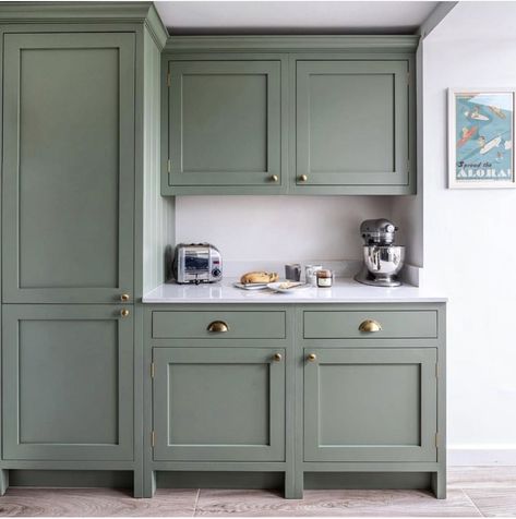 Card Room Green Farrow And Ball, Kitchen Cupboard Colours, Card Room Green, Quick Supper, Farrow And Ball Kitchen, Cupboard Colors, Gray Interiors, Card Room, Sage Green Kitchen