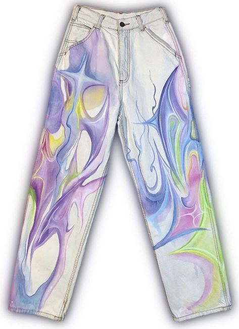 Jeans Painting Ideas Aesthetic, Art On Clothes, Painted Pants, Painted Clothes Diy, Concept Clothing, Custom Jeans, Painted Jeans, Painted Clothes, Jeans Diy