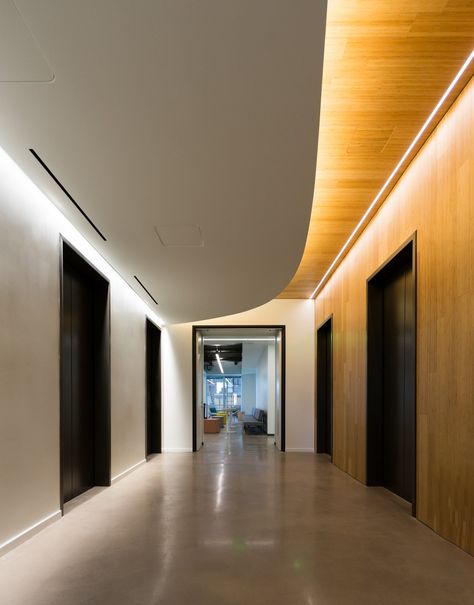 Wearable Tech Company Offices - San Francisco Elevator Lobby Design, Elevator Lobby, Hotel Corridor, Corridor Design, Cove Lighting, Tech Company, Best Office, Lobby Design, Office Snapshots