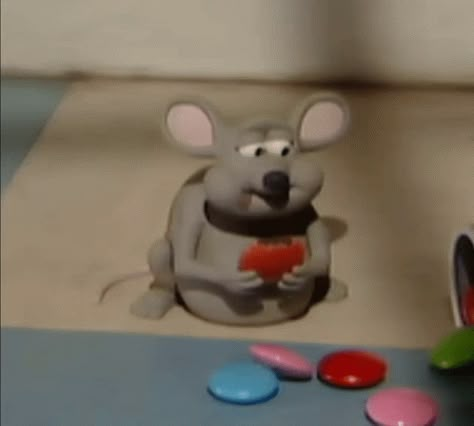 Rat Eats Mm Rat GIF - Rat Eats Mm Rat Aardman - Discover & Share GIFs Animated Gif, Gif