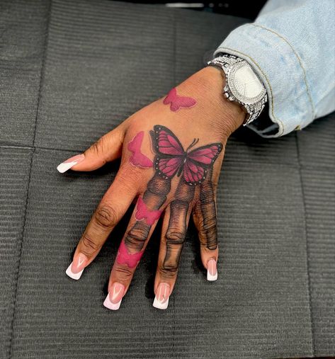 Arm Sleeve Tattoos For Women, 16 Tattoo, Henna Inspired Tattoos, Hand Tattoos For Girls, Cute Hand Tattoos, Hand And Finger Tattoos, Pretty Hand Tattoos, Henna Tattoo Designs Hand, Tattoos For Women Half Sleeve