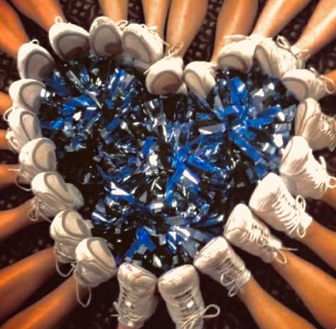 Blue And White Pom Poms Cheer, Cheer Pom Poms Aesthetic, Pom Dancer Aesthetic, Pom Poms Aesthetic, Cheerleading Pom Poms, Cheer Photography, Cheer Pom Poms, Blue Cheer, Cheers Photo