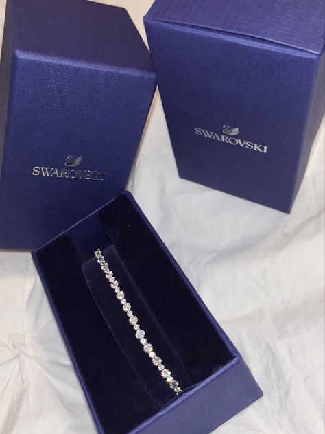 #jewellery #diamonds #bracelet #style #lifestyle #inlove Swarovski Jewelry Bracelet, Swarovski Tennis Bracelet, Jordan Royal Family, Swarovski Bracelet, Swarovski Necklace, Women's Jewelry And Accessories, Swarovski Jewelry, Pretty Necklaces, Fantasy Jewelry