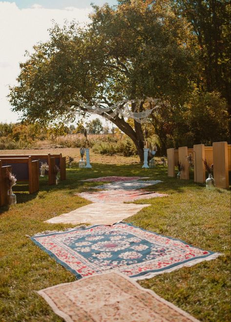 Vintage wedding aisle rugs Rug Down Wedding Aisle, Rugs Aisle Wedding, Rug Runway Wedding, Rugs Wedding Aisle, Vintage Wedding Aisle, Vintage Rug Isle Wedding, Rug Isle Runners Wedding, Wedding Aisle Rugs, Outdoor Wedding Aisle Rugs