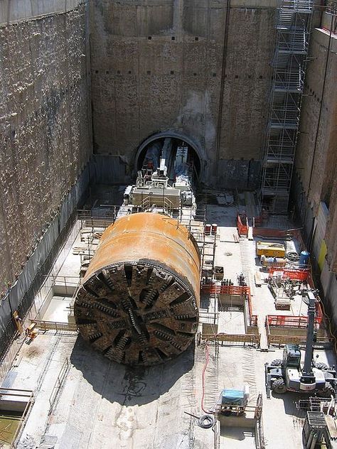 TBM used for Metro bus Brescia Tunnel Boring Machine, Metro Bus, Environment Photography, Brutalism Architecture, Civil Engineering Design, Underground Tunnels, Diy Abstract Canvas Art, Industrial Machine, Road Construction