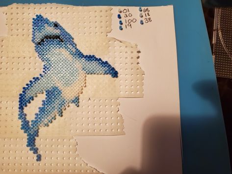 Great white shark artkal fuse bead minis shades of blue Shark Pearler Beads, Sea Creature Perler Bead Patterns, Perler Bead Shark, Shark Perler Beads, Shark Perler Bead Pattern, Melty Bead Designs, Melt Beads Patterns, Melty Bead Patterns, Pearl Beads Pattern