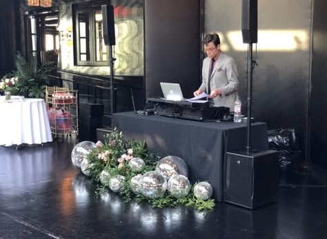 Dj Booth Wedding Decor, Dj Table Wedding, Dj Set Up Wedding, Wedding Dj Booth Decor, Dj Booth Decor, Dj Wedding Setup, Wedding Stations, Wedding Dj Table, Wedding Dj Booth