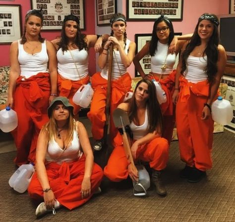 Halloween Costume Teenage Girl, Funny Group Halloween Costumes, Group Halloween Costume Ideas, Girl Group Halloween Costumes, Teenage Halloween Costumes, Best Group Halloween Costumes, Halloween Costumes For Work, Cute Group Halloween Costumes, Halloween Costumes For Teens Girls