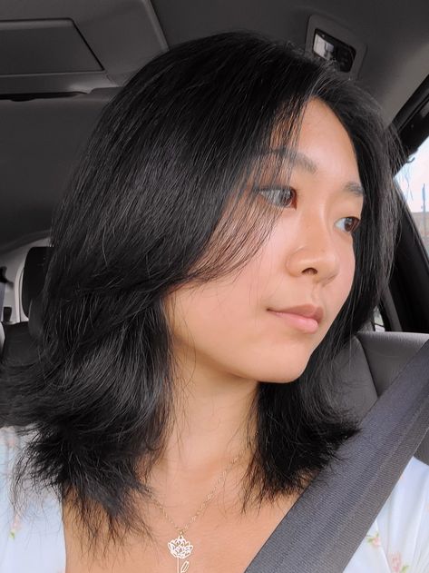 Hair Framing Face Short, Face Frame Bangs Short Hair, Face Framing Layers Long Hair Asian, Face Layers Short Hair, Low Maintenance Asian Haircut, Face Framing Layers Short Thick Hair, Asian Round Face Haircuts, Long Layers With Face Framing Pieces Asian Hair, Face Framing Pieces Short Hair