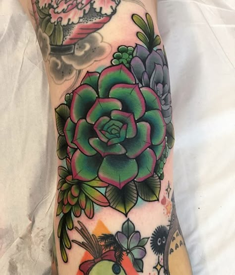 Alex Rowntree (@alexrowntreetattoo) • Instagram photos and videos Succulent Tattoo, Inspiration Tattoos, Knee Tattoo, 1 Tattoo, Traditional Tattoos, Up Tattoos, Time Tattoos, Dope Tattoos, Skin Art