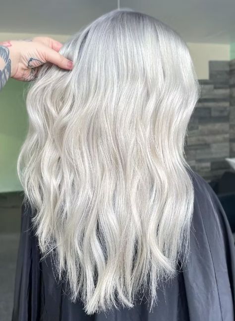 Targaryen Hair Color, Targaryen Blonde, Ice White Hair, Game Of Thrones Hair, Targaryen Hair, Icy Hair, Blonde Platinum, Ice Blonde Hair, Ice Blonde