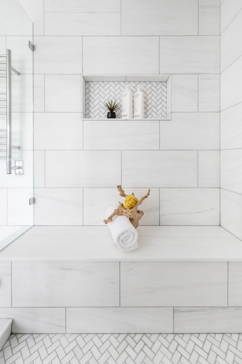 Large Tiles Shower Wall, Large Subway Tile Shower White Vertical, White Stone Bathroom Tiles, Large Rectangle Tile Shower Ideas, Wide Tile Shower Ideas, Bathrooms With Big Tiles, Big Marble Tile Bathroom, Bathroom Tile 12x24 Ideas, Bathroom Tile Layout Ideas