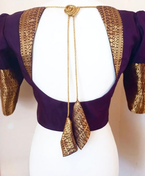 Saree Blouse Design 2023, Traditional Blouse Neck Designs, Simple Border Blouse Designs, Saree Border Blouse Designs, Double Cloth Blouse Designs, Blouses With Border Designs, Border Sleeves Blouse Design, Back Hook Blouse Designs Latest, New Latest Blouse Pattern 2023 Back Neck