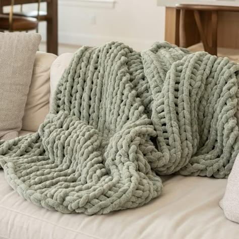 Green Chunky Knit Blanket, Thick Knitted Blanket, Large Knit Blanket, Knot Blanket, Throw Blanket For Bed, Cable Knit Blankets, Chunky Knit Throw Blanket, Boho Throw Blanket, Cable Knit Throw