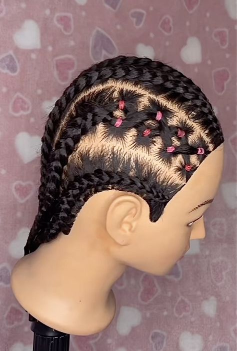 Hairstyles To Practice On Mannequins, Mannequin Hairstyles Braids, Manniquine Head Hairstyles, Manaquin Head Hairstyles Black, Braiding Hairstyles On Mannequin Head, Mannequin Hairstyles, Maniquin Head Hairstyle, Braid In Hair Extensions, Mannequin Heads