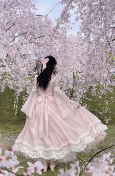 Wide Leg Jeans Outfit, Family Tradition, A Wedding Dress, Feel Pretty, Bride Look, Look On, Cherry Blossoms, Jean Outfits, Gorgeous Dresses