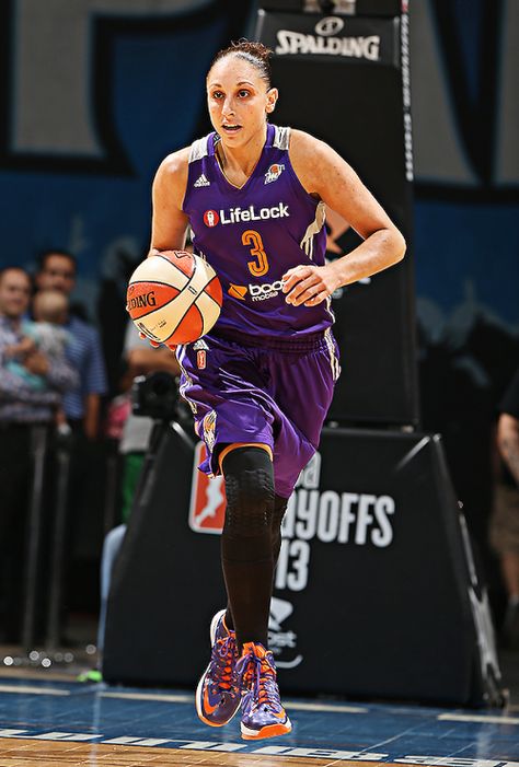 Diana Taurasi, Phoenix Diana Taurasi, Dream Woman, Inktober 2023, Sports Page, University Of Connecticut, Nba Wallpapers, Basketball Star, Wnba, Nature Photographs