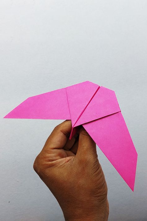 Flying boomerang paper Bird plane making video tutorial. It is a cool design paper airplane that can fly fast and far. In this video, I am showing how to make the best and most beautiful Bird airplane with color paper. #paperbird #flyingbirdplane #boomerangbirdplane Boomerang Paper Plane, Paper Airplanes How To Make, Best Paper Plane, Origami Plane, Flying Paper, Paper Bird, Stem Crafts, Paper Planes, Crafts For Seniors