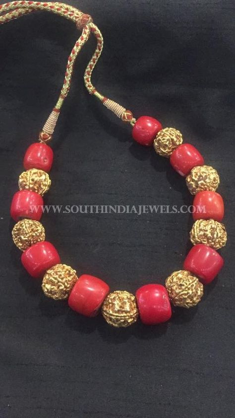 Coral Mala, Gold Antique Necklace, Choker Patterns, Jewel Making, Mala Designs, Coral Jewellery, Coral Jewelry Set, Beads Mala, Beautiful Gold Necklaces