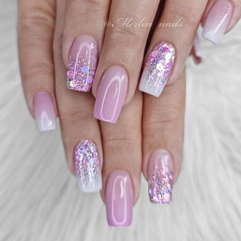 Pink Ombre Nails Glitter, Pink Wedding Nails, Top Student, Multicolored Nails, Glitter Accent Nails, Confetti Nails, Milky Nails, Pink Glitter Nails, Pink Ombre Nails