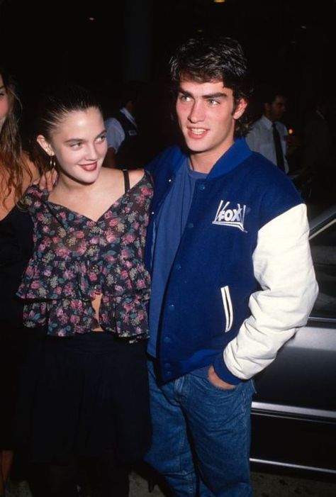 Drew Barrymore - Rodney Harvey -1989 Rodney Harvey, Vintage Boys, Drew Barrymore, Kate Beckinsale, Man Photo, Young And Beautiful, Vintage Photos, Snow White, The Outsiders