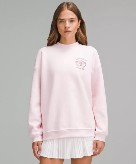 Heavyweight Fleece Pullover *Tennis Club | Lululemon UK Lululemon Sweatshirt, Lululemon Pink, Tennis Club, Club Sweatshirts, Tennis Clubs, Women's Sweaters, Preppy Outfits, Pullover Sweatshirts, Outerwear Women