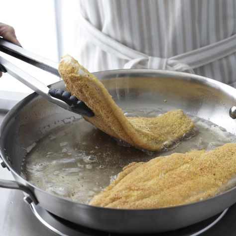 Fish-Pan fry Pan Fried Flounder, Pan Fried Catfish, Pan Fried Fish Recipes, Fried Flounder, Southern Fried Catfish, Pan Fried Fish, Fried Catfish, Pan Fry, Fried Fish Recipes