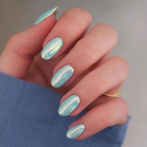 Summer Nail Chrome, Short Aqua Nails, Beach Dip Nail Ideas, Aqua Nails Design Ideas, Chrome Nails With Design, Aqua Blue Nails, Nails Short Oval, Blue Press On Nails, Aqua Nails