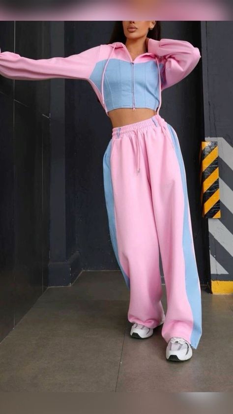 Modda Lunna - Streetwear & Casuals (@urbanclosetbymoddalunna) on Threads Reworked Clothes, Fashion Trend Forecast, Street Wear Outfits, Girls Sweatshirt, Sports Wear Women, Casual Day Outfits, Stage Costume, Stylish Sweaters, Athleisure Outfits