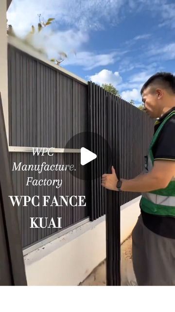 Kuai WPC Manufacture Factory on Instagram: "How to build a nice looking Garden? Use Aluminium post+Wood Composite Fence Panel make Garden Fence nice looking Follow me：@kuai.ecowpc.projects Email:susan@greenzone.hk WhatsApp：+86 18126673352 #wallpanel #wallcladding #wpcwallpanel #wpcfence #gardenfence #fence #fencedesign #fencebuilding #fenceinstallation #fencepost #fenceideas #fencecompany #woodfence #fence #fencecontractor #privacyfence #kuai #wpc #kuai" Wpc Fence, Diy Privacy Fence, Fence Toppers, Composite Fence, Fencing Companies, Building A Fence, Wood Composite, Fence Panel, Privacy Fence