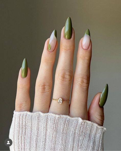 Nail Art Vert, Fall Almond Nails, Olive Nails, Green Nail Art, September Nails, Green Nail Designs, Cute Nails For Fall, Almond Nails Designs, Almond Nail