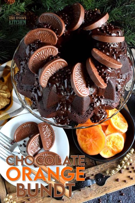 Christmas Bundt Cake Recipes, Christmas Bundt Cake, Bundt Cake Recipes, Chocolate Orange Cookies, Orange Bundt Cake, Terry's Chocolate Orange, Orange Chocolate Cake, Chocolate Bundt, Chocolate Bundt Cake