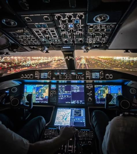 Boeing 737 Cockpit, Pilots Quotes Aviation, Haidar Ali, Flight Simulator Cockpit, Pilot Career, Office View, Aviation Education, Plane Photography, Instagram Office