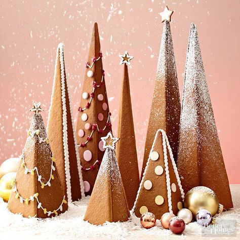 Gingerbread Trees, Jul Diy, All Things Gingerbread, Christmas Gingerbread House, Christmas Sweets, Small Christmas Trees, Christmas Cooking, Christmas Goodies, Noel Christmas